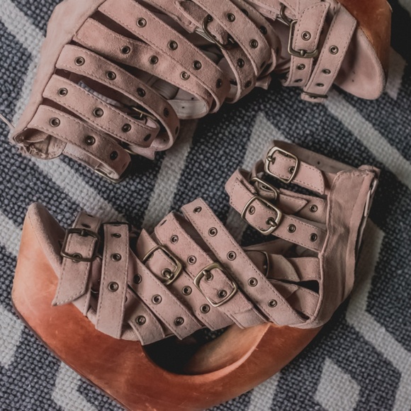 Free People X Jeffrey Campbell Wedges - Picture 2 of 5